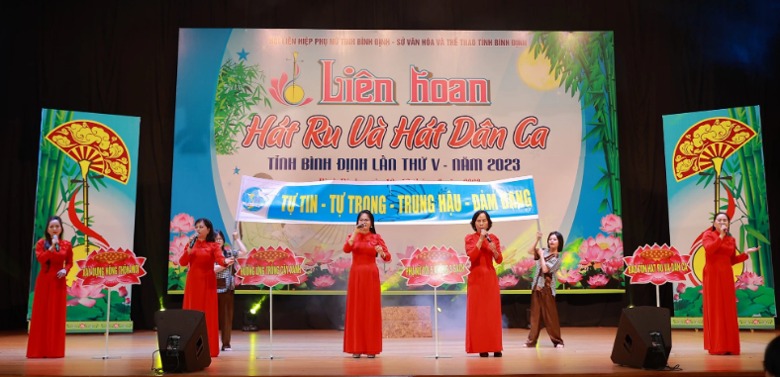 nhieu tiet muc dac sac trong lien hoan hat ru hat dan ca tinh binh dinh hinh 3