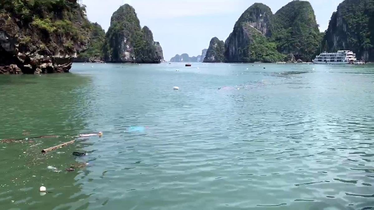 bao gio het rac tren vinh ha long hinh 1