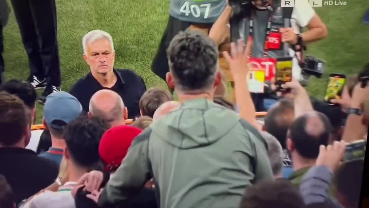 mourinho tu choi tro thanh huan luyen vien huong luong cao nhat gioi hinh 3