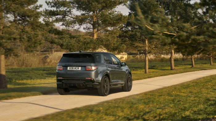 land rover discovery sport 2024 ra mat voi noi that sang chanh hinh 3