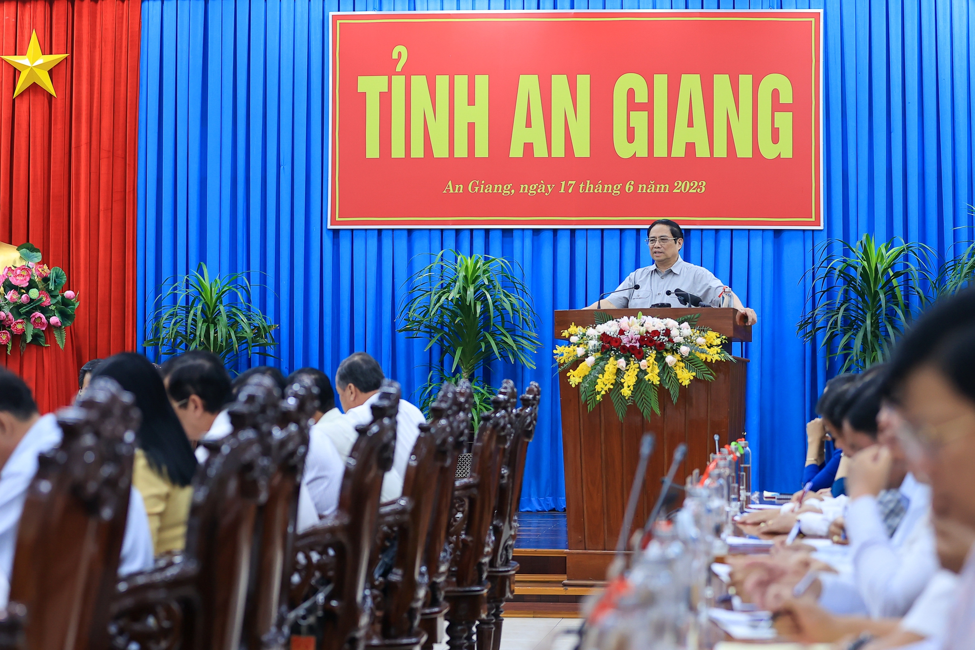 an giang can trien khai quyet liet dong bo de thuc day 3 dong luc tang truong hinh 3