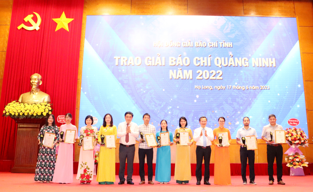 hoi nha bao tinh quang ninh trao giai bao chi tinh nam 2022 cho 76 tac pham hinh 2