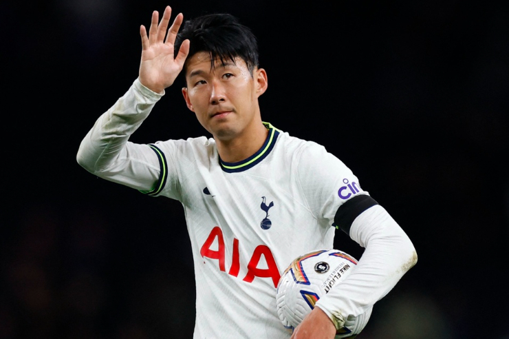 doi bong saudi arabia de nghi hop dong dat gia cho son heung min hinh 1