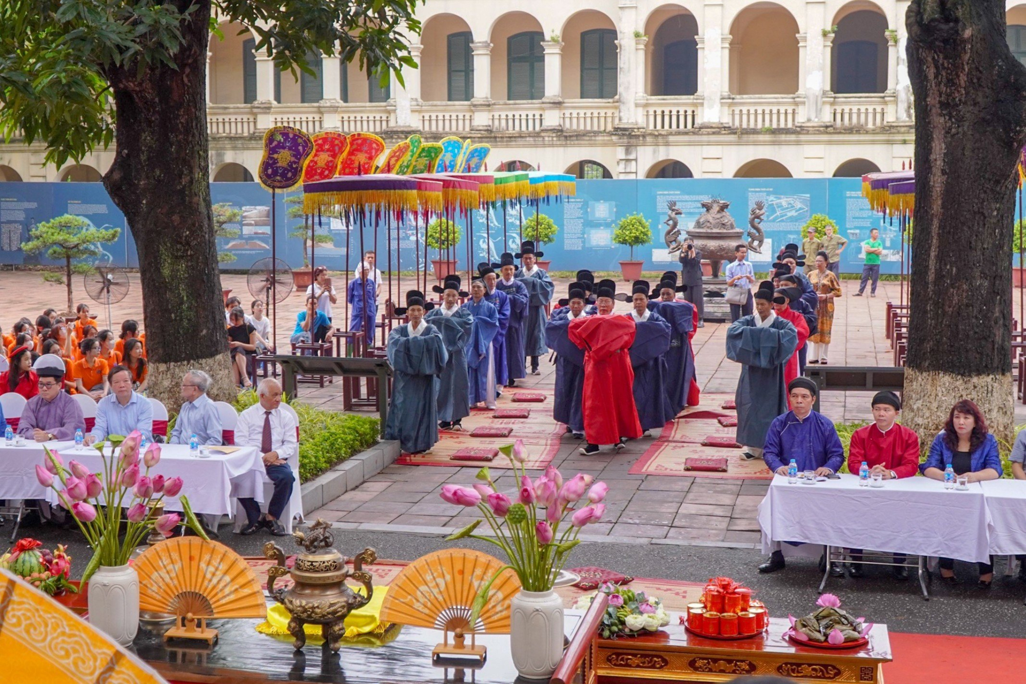 Nhiều nghi lễ của Hoàng cung được tái hiện tại chương trình “Tết Đoan Ngọ Thăng Long xưa” năm 2023.