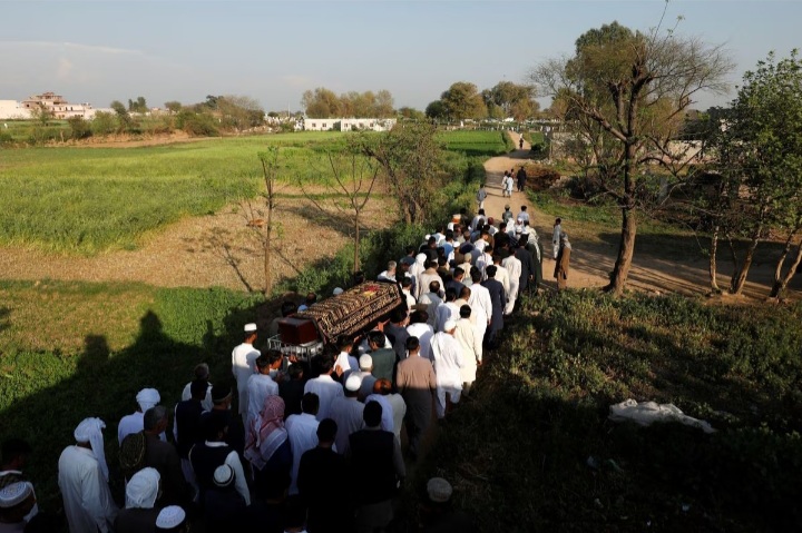 suy thoai kinh te khien nhieu nguoi pakistan lieu mang vuot bien den chau au hinh 2