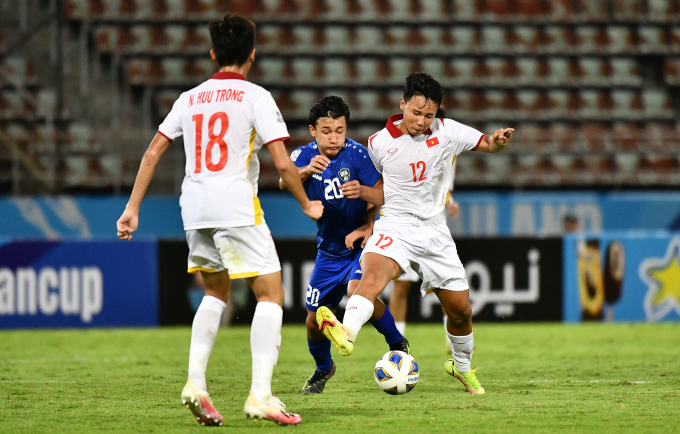 thua u17 uzbekistan u17 viet nam dung buoc o giai chau a hinh 4