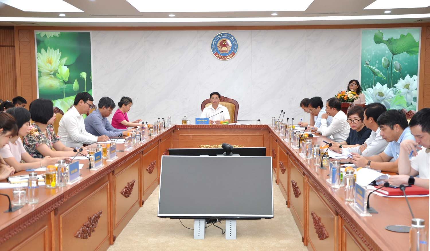 bo tai chinh de nghi huy neu khong du kha nang giai ngan von dau tu nuoc ngoai do vuong mac hinh 1