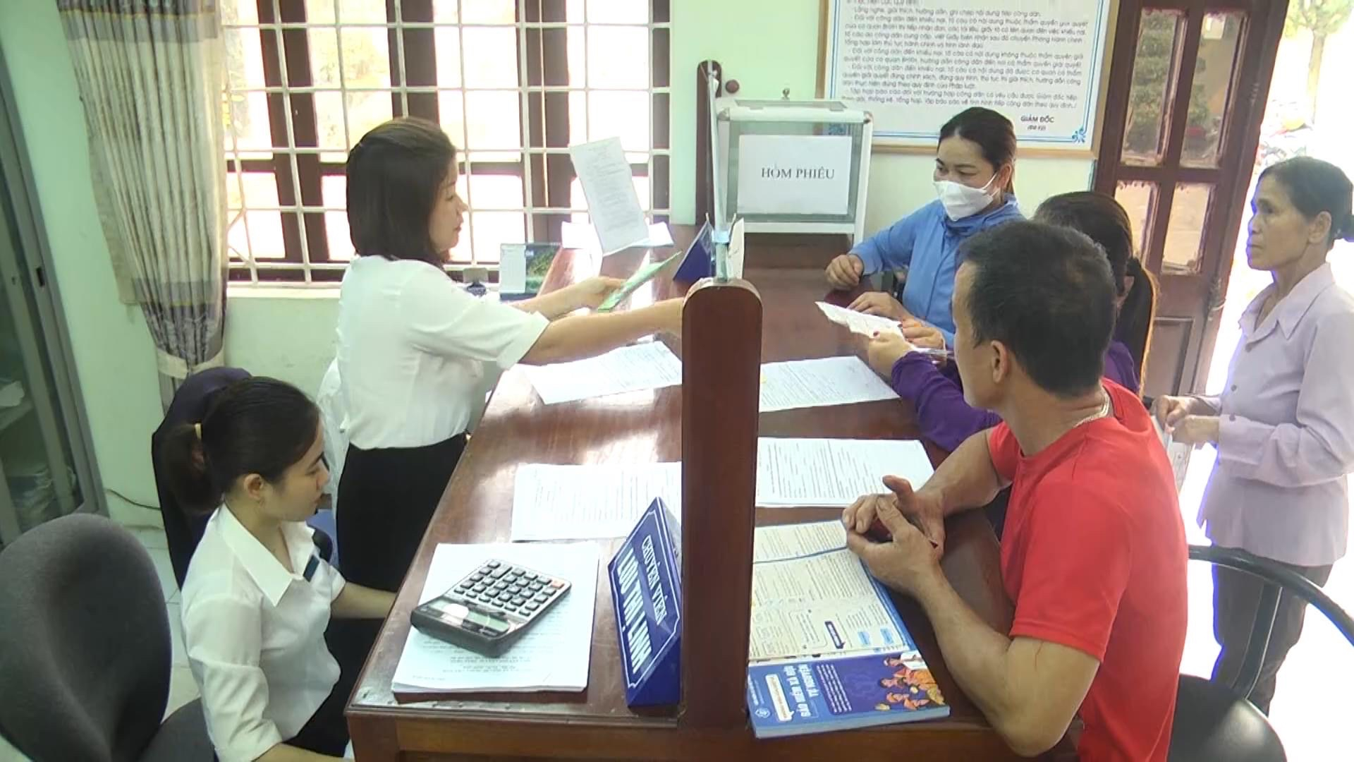 bao dong tinh trang chay i dong bao hiem xa hoi cua nhieu ong lon tai thanh hoa hinh 4