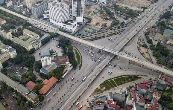 ha noi phan luong phuc vu thi cong cau tai nut giao mai dich hinh 1