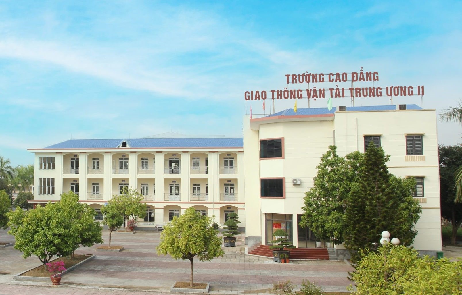 bat 2 can bo truong cao dang giao thong van tai trung uong ii thu trai quy dinh hang chuc ty dong hinh 1