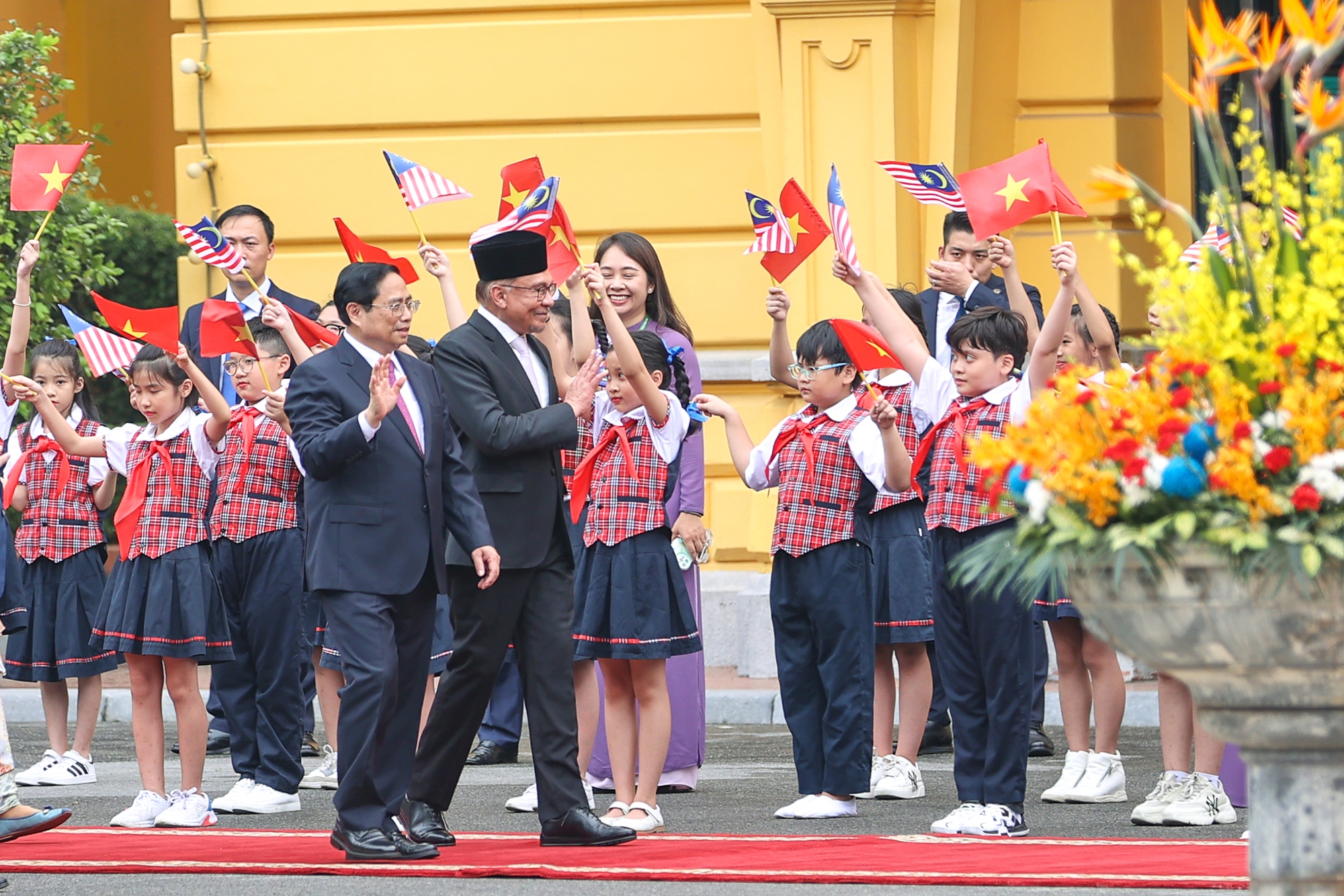 thu tuong pham minh chinh chu tri le don thu tuong malaysia tham chinh thuc viet nam hinh 4