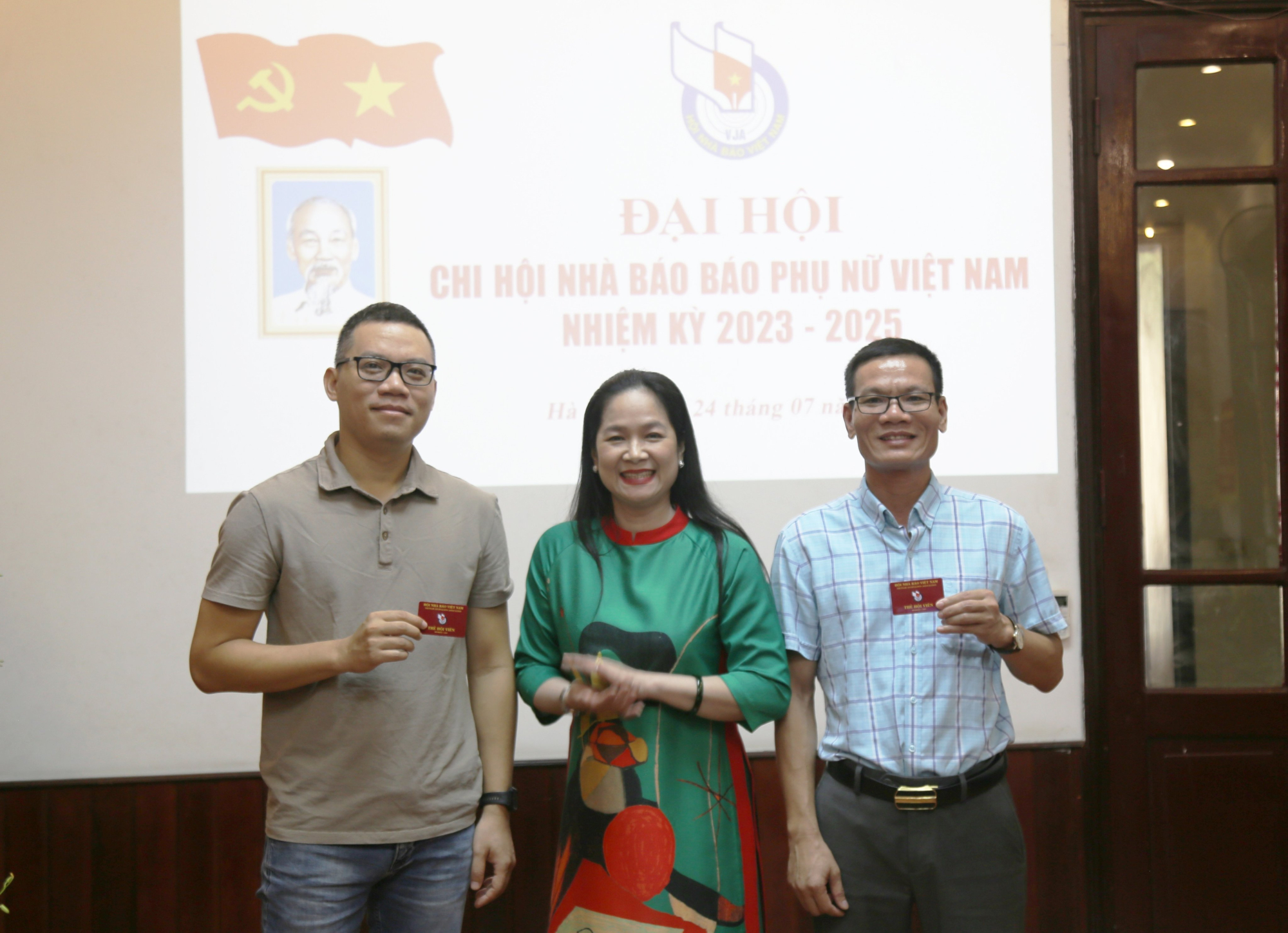 chi hoi nha bao bao phu nu viet nam cu the hoa phong trao thi dua bang nhung tieu chi cu the hinh 2