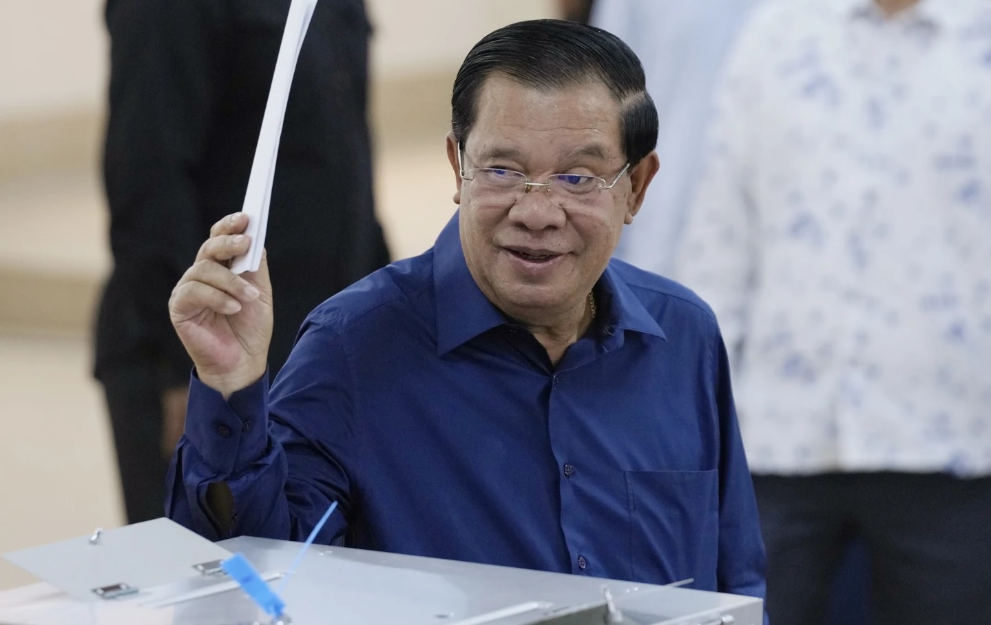 thu tuong campuchia hun sen se trao quyen cho con trai vao thang toi hinh 1