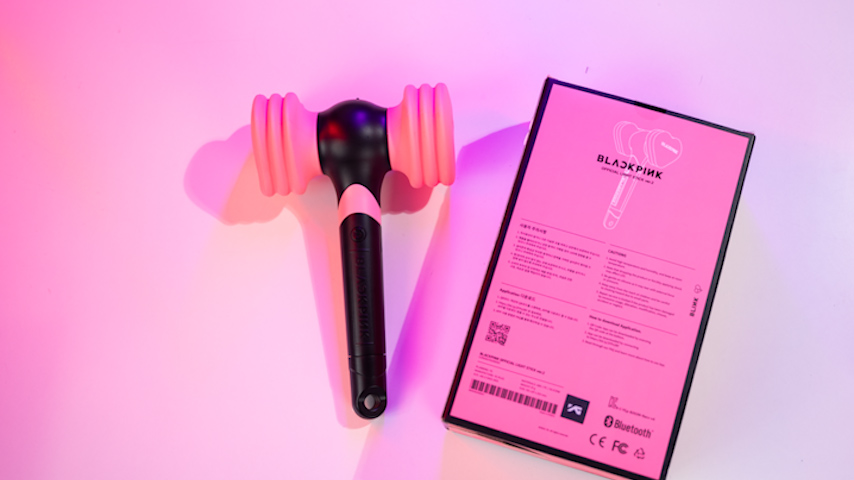 tren tay chiec bua lightstick blackpink v2 hinh 5