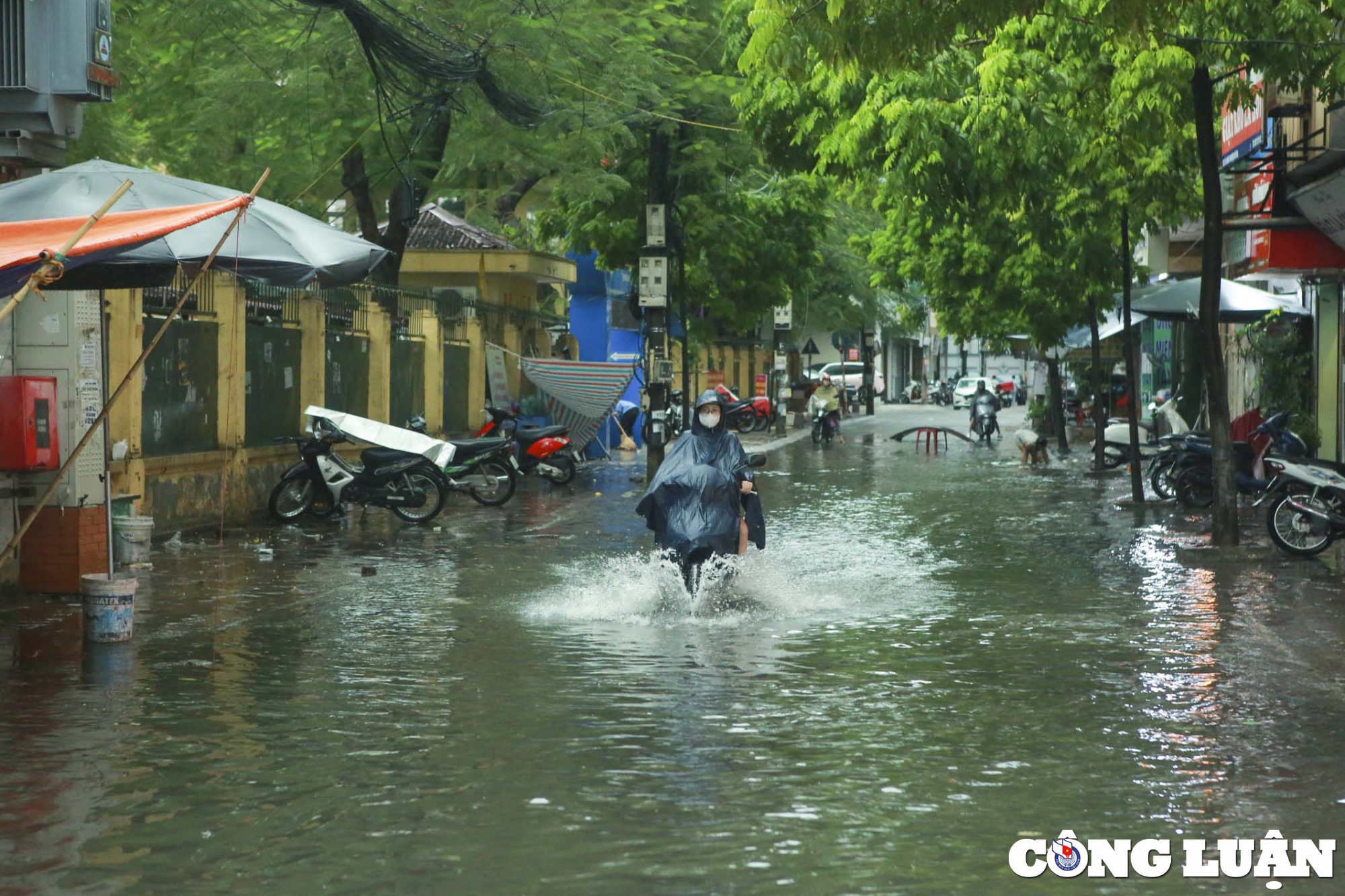 ha noi mua lon nhieu tuyen pho ngap sau trong nuoc hinh 2