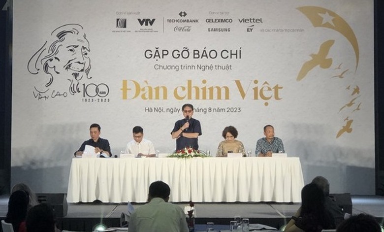 chuong trinh nghe thuat dan chim viet ton vinh nhac si van cao hinh 1