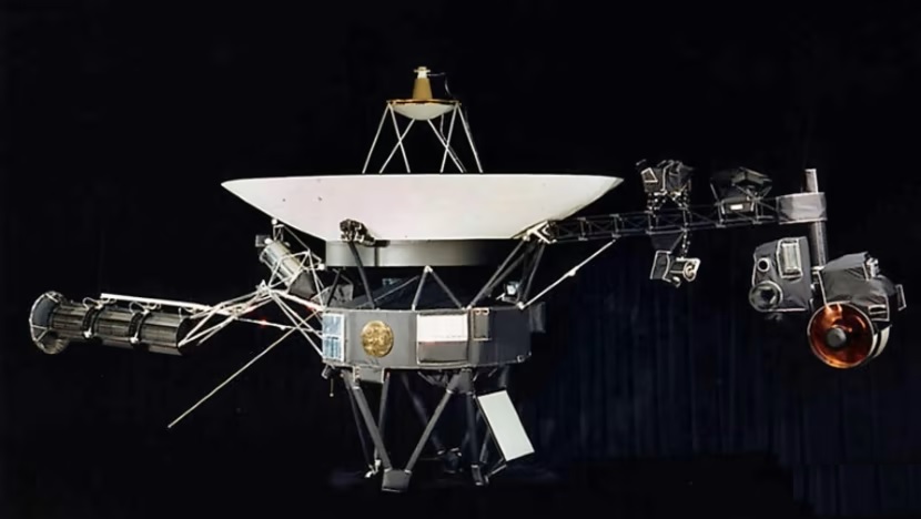 nasa da ket noi thanh cong voi tau vu tru voyager 2 sau hai tuan mat lien lac hinh 1