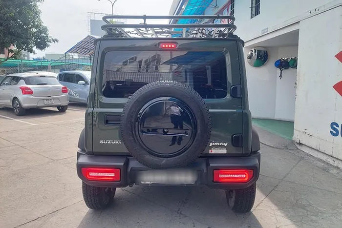 suzuki jimny xuat hien tren duong pho viet truoc ngay ra mat chinh thuc hinh 4