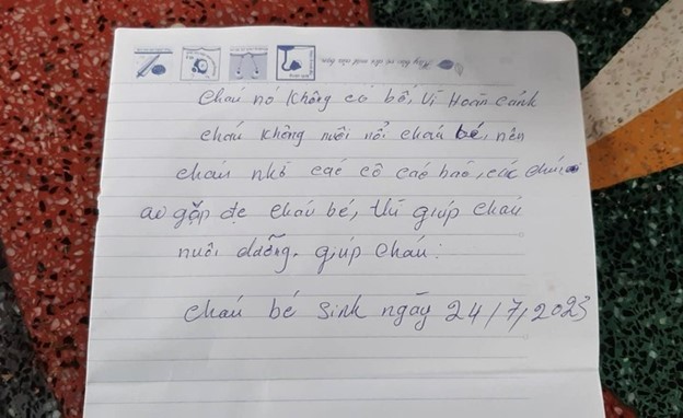 ha giang be trai 2 tuan tuoi bi bo roi kem thu nhan khong nuoi noi hinh 2