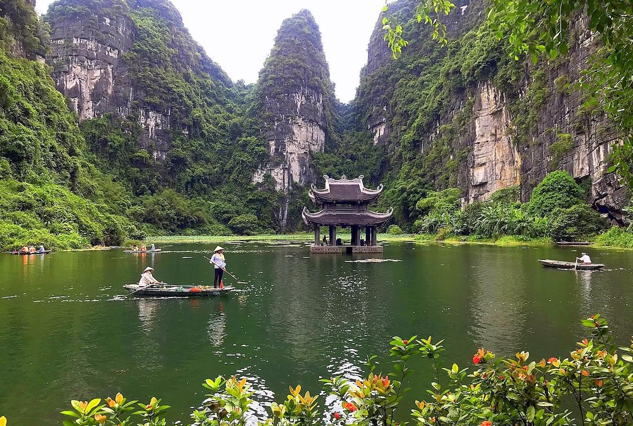 nhung diem du lich hap dan o ninh binh dip nghi le 2 9 hinh 1