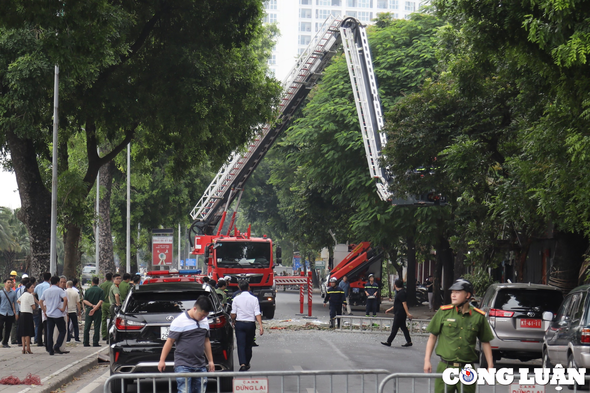 ha noi binh gas no nhu bom nhieu nguoi dan bi thuong hinh 4