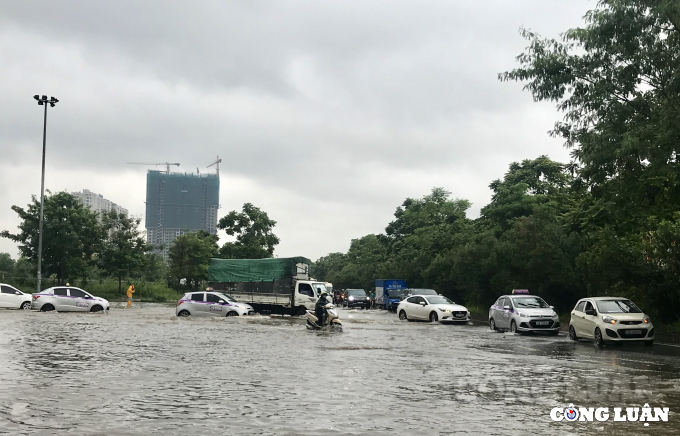 khi nao duong gom dai lo thang long het canh bi ngap un tac hinh 1