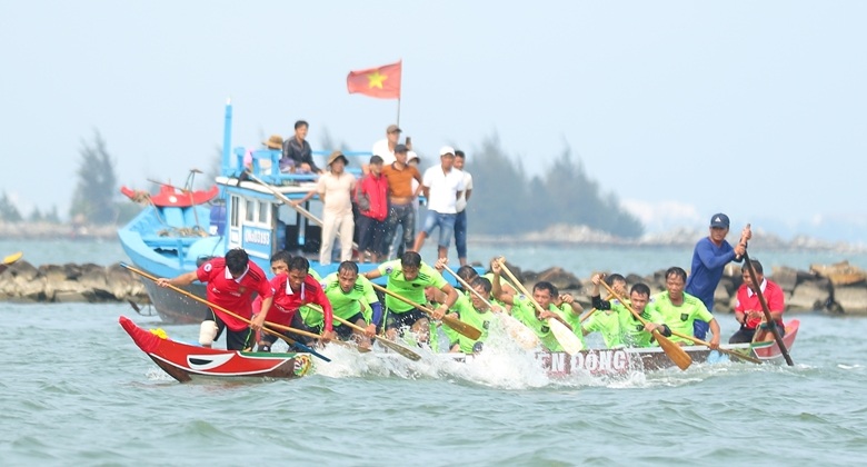 giai dua thuyen truyen thong da nang tro lai sau 5 nam tam ngung hinh 1