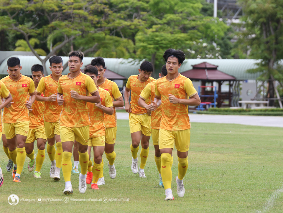 u23 viet nam tap sut penalty truoc tran ban ket giai u23 dong nam a hinh 1