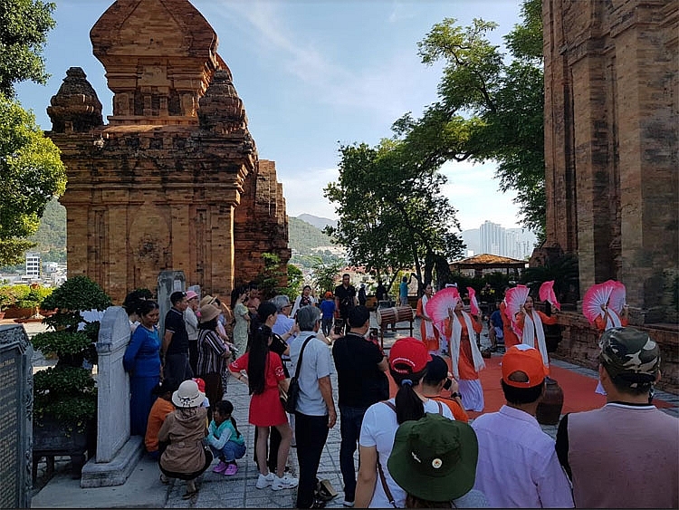 khanh hoa dam bao phuc vu khach du lich trong dip le quoc khanh 2 9 hinh 1