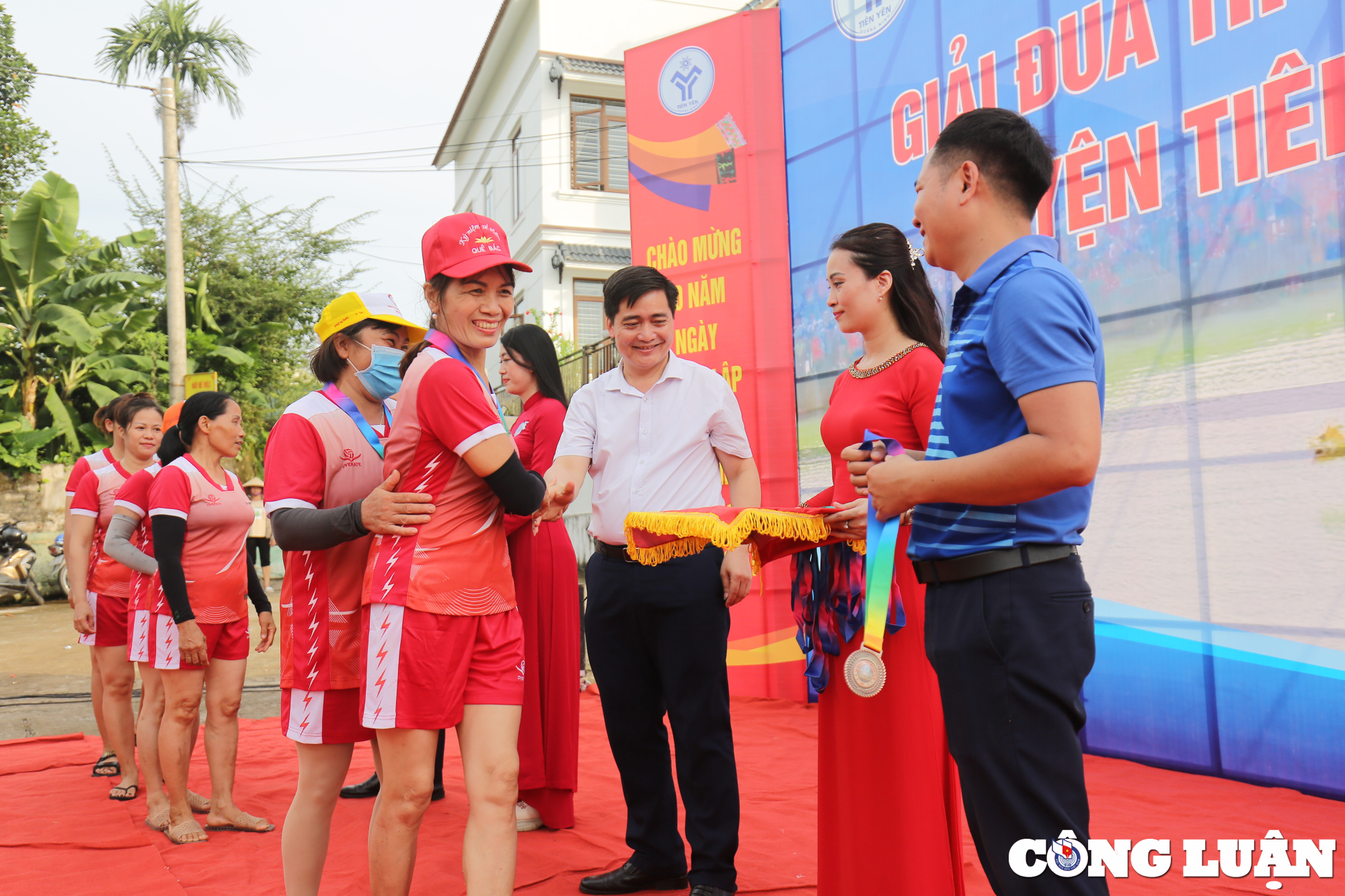 soi noi hoat dong dua thuyen rong o tien yen tinh quang ninh hinh 15