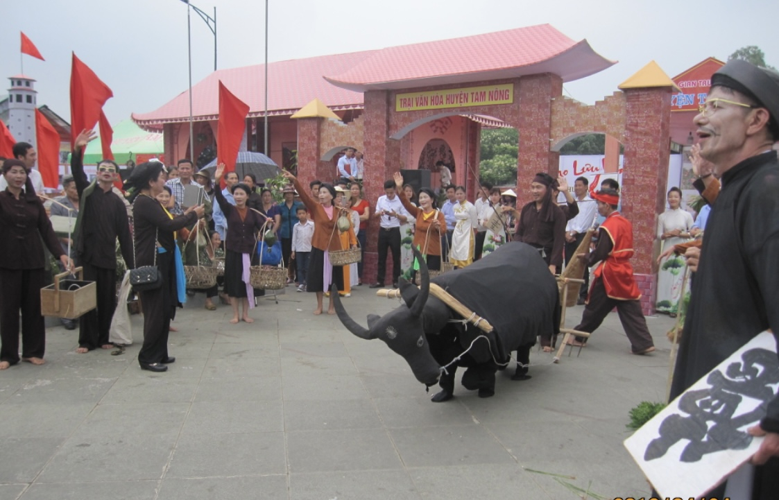 bach nghe trinh lang  su hoi sinh cua mot tich tro doc dao hinh 2