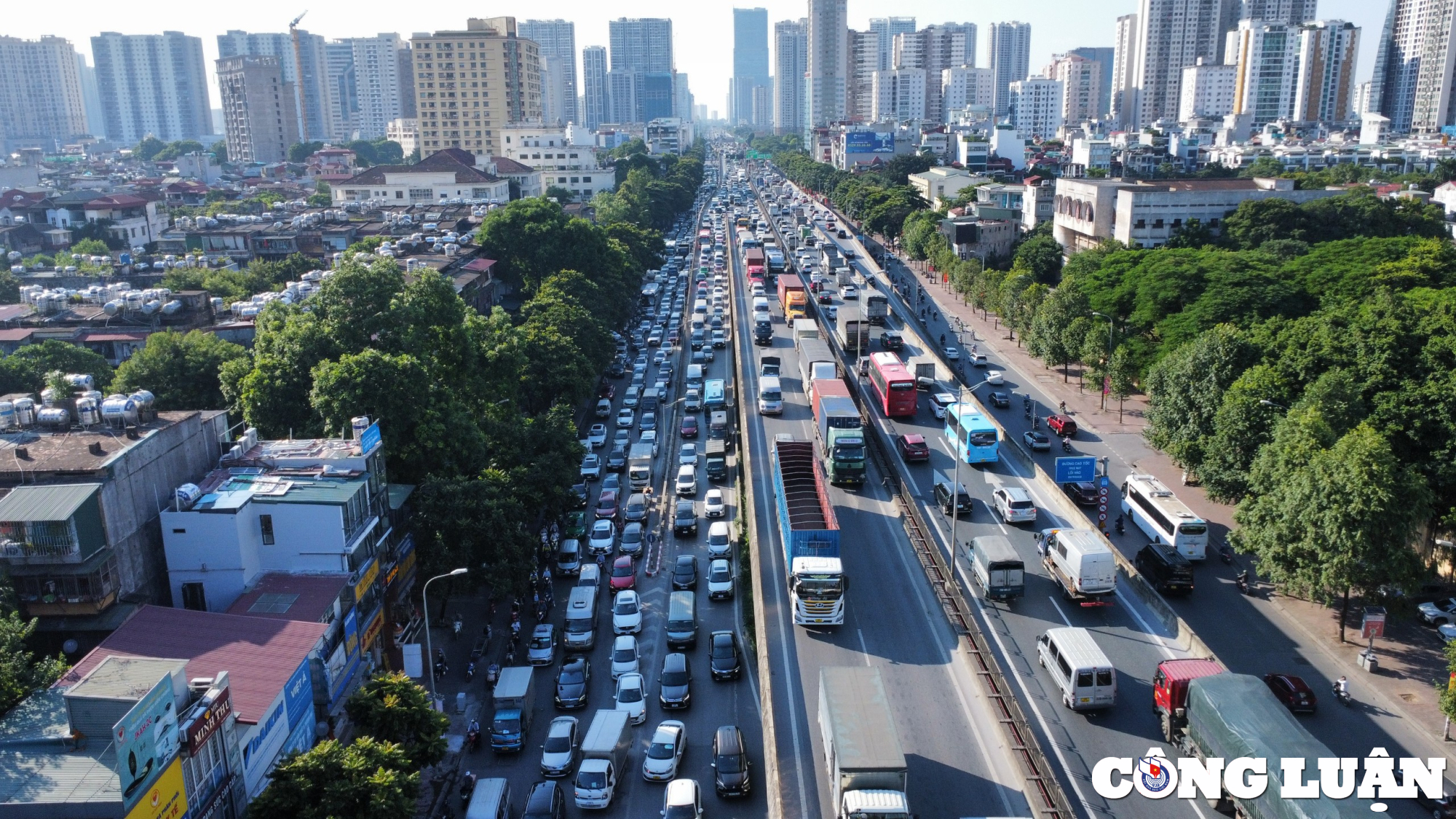 nguoi dan do ve que nghi le 2 9 cac tuyen duong cua ngo thu do un u hinh 7