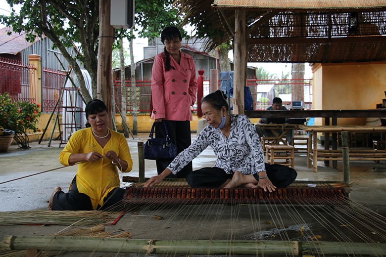 phuc dung thuc canh tai hien cho ma dinh yen o dong thap hinh 4