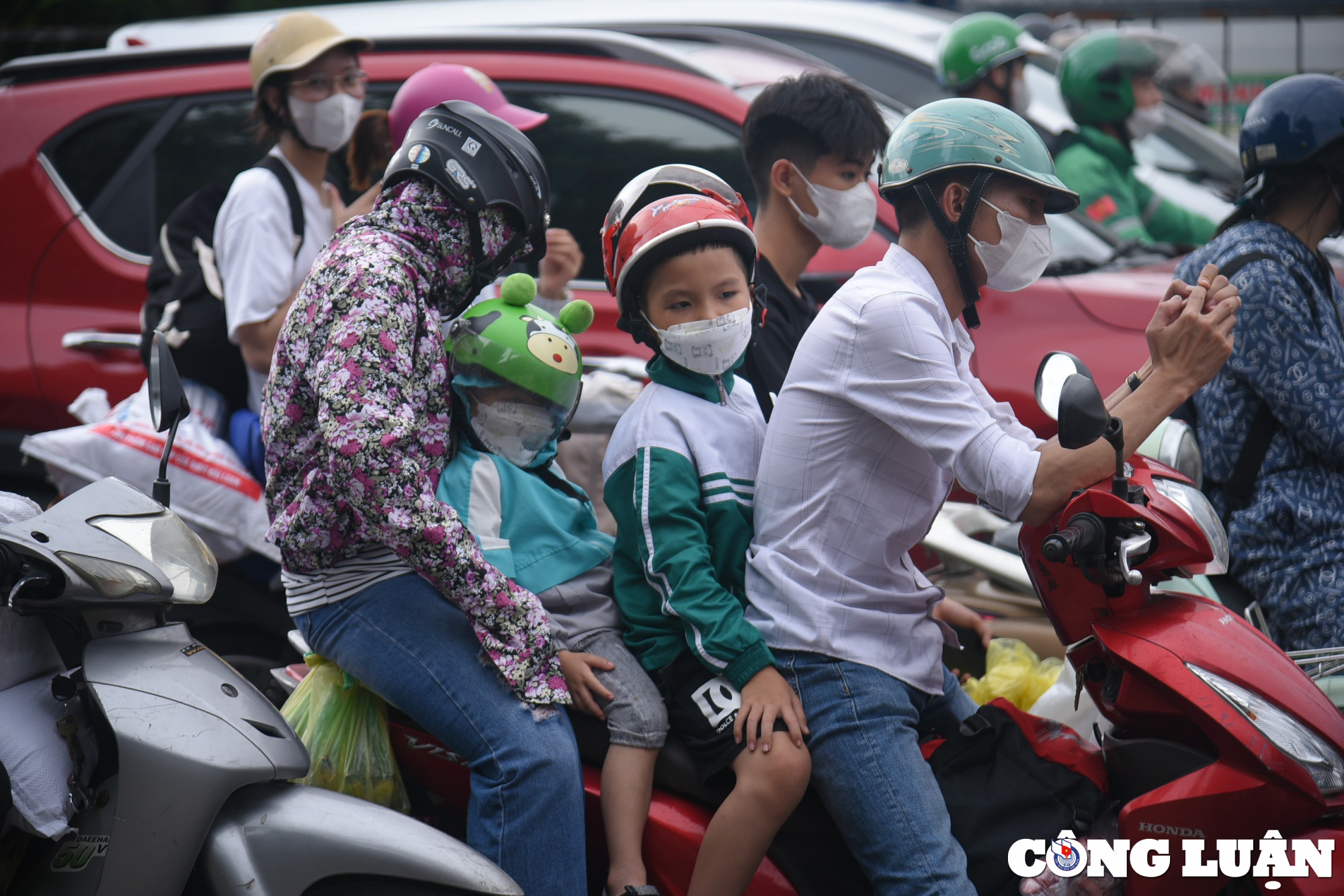 ha noi ben xe nhon nhip nguoi dan do ve sau ky nghi le 2 9 hinh 11