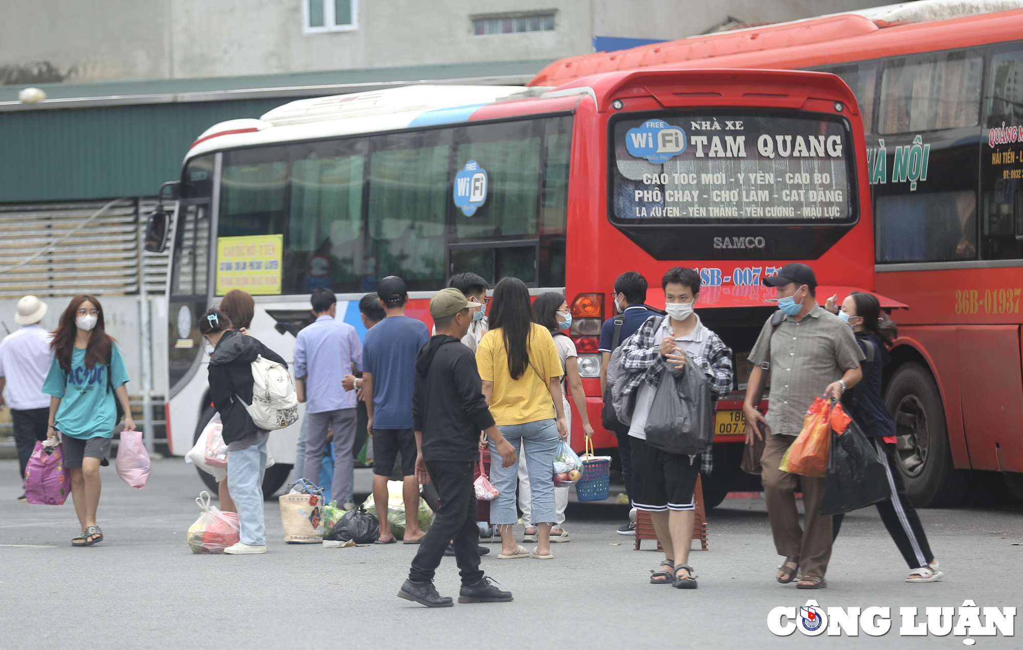 ha noi ben xe nhon nhip nguoi dan do ve sau ky nghi le 2 9 hinh 2