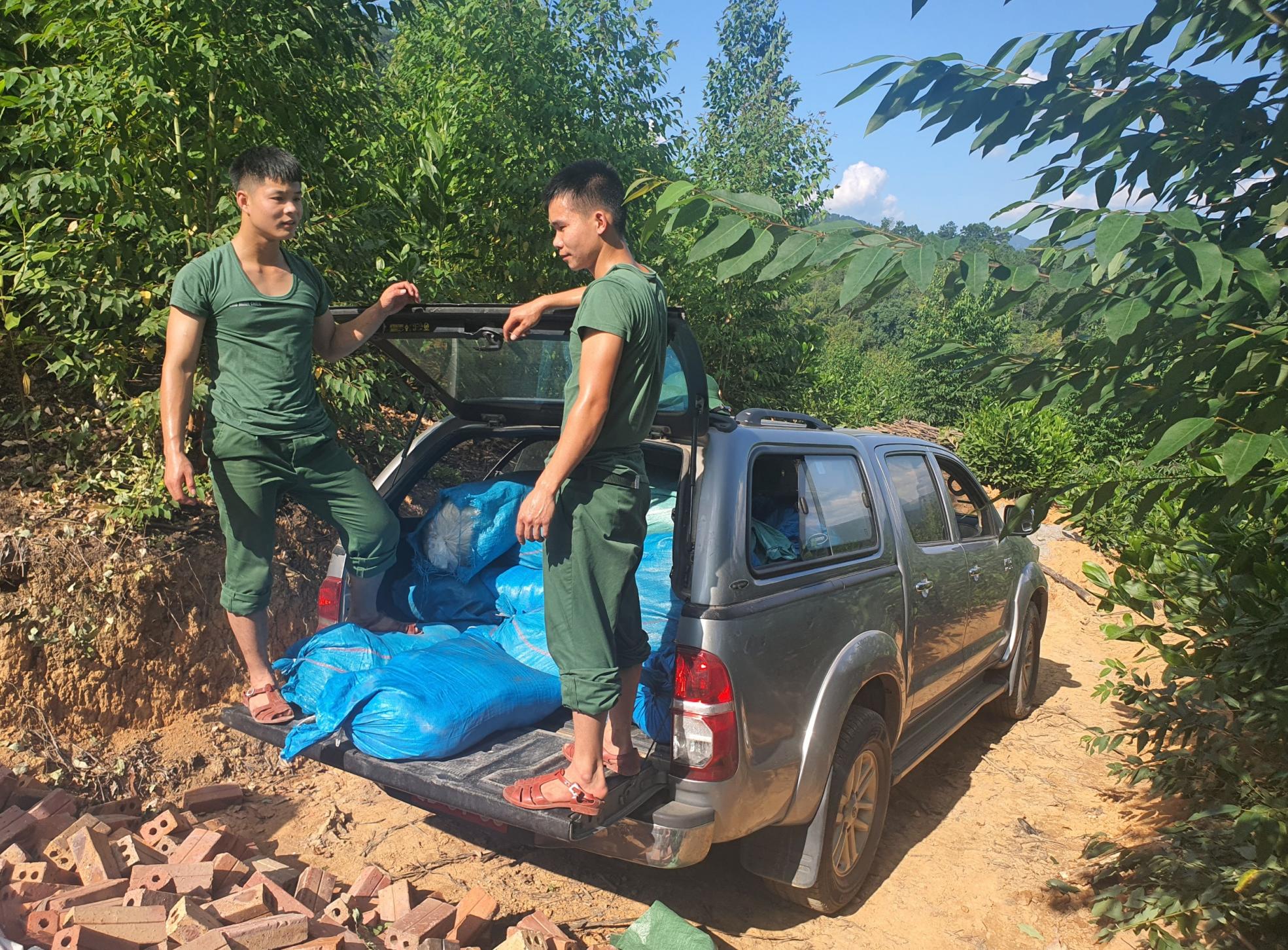 quang ninh thu giu 1350 kg noi tang dong vat khong ro nguon goc hinh 1