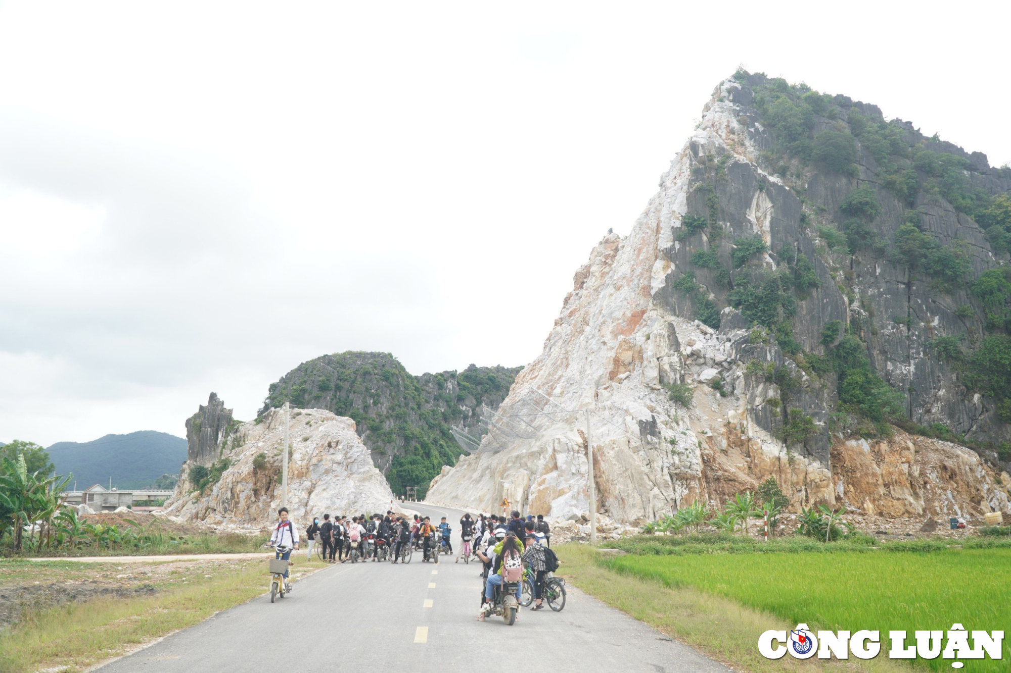 thanh hoa canh bao nguy co sat lo tai nui da o cau vuot cao toc bac  nam hinh 5