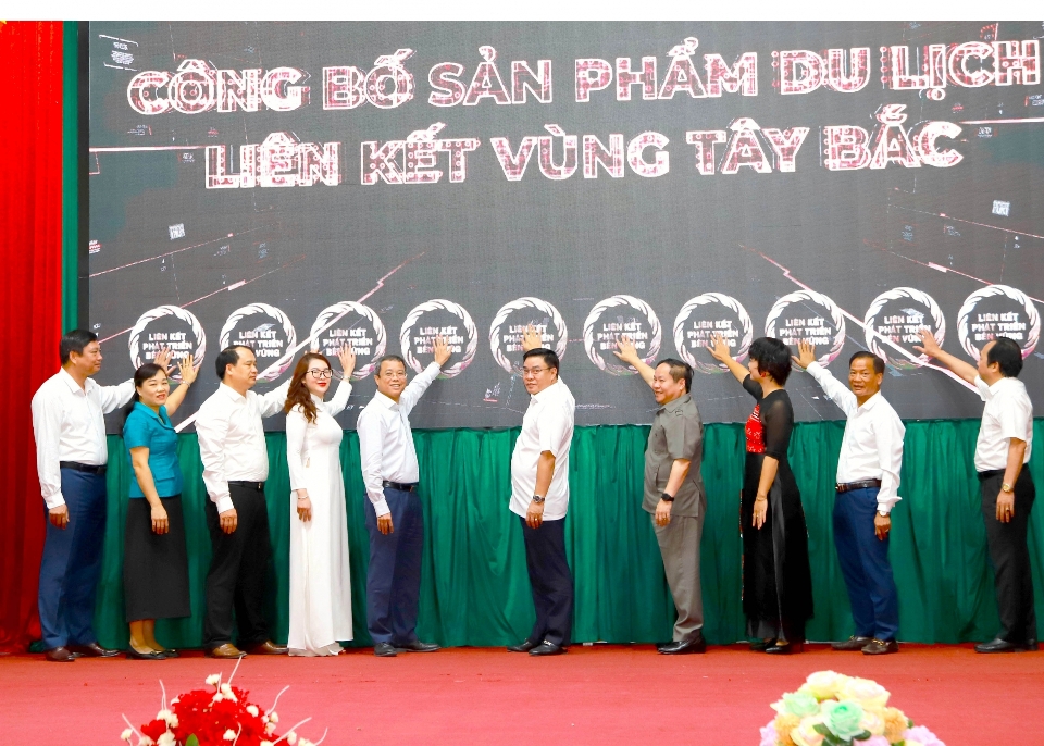 phat huy gia tri di san van hoa danh lam thang canh vung tay bac mo rong hinh 2