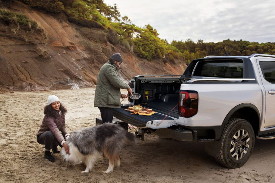 ford ranger 2025 bo sung phien ban plug in hybrid sieu tiet kiem nhien lieu hinh 3