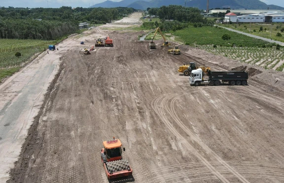 go kho cho cao toc khanh hoa  buon ma thuot va bien hoa  vung tau hinh 1