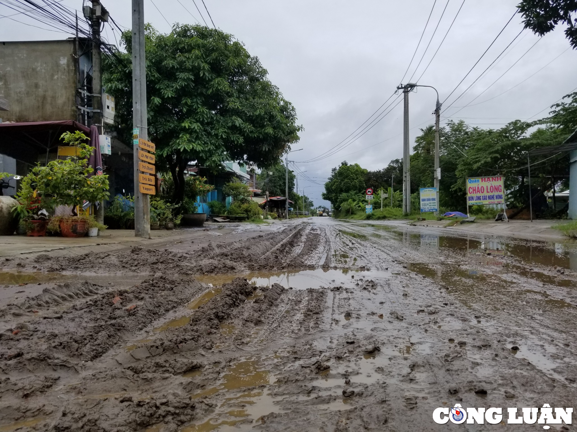 da nang bun dat tu cum cong nghiep cam le tran vao khu dan cu hinh 7