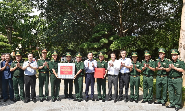 pho thu tuong tran luu quang dang huong tai khu di tich lich su quoc gia po hen quang ninh hinh 3