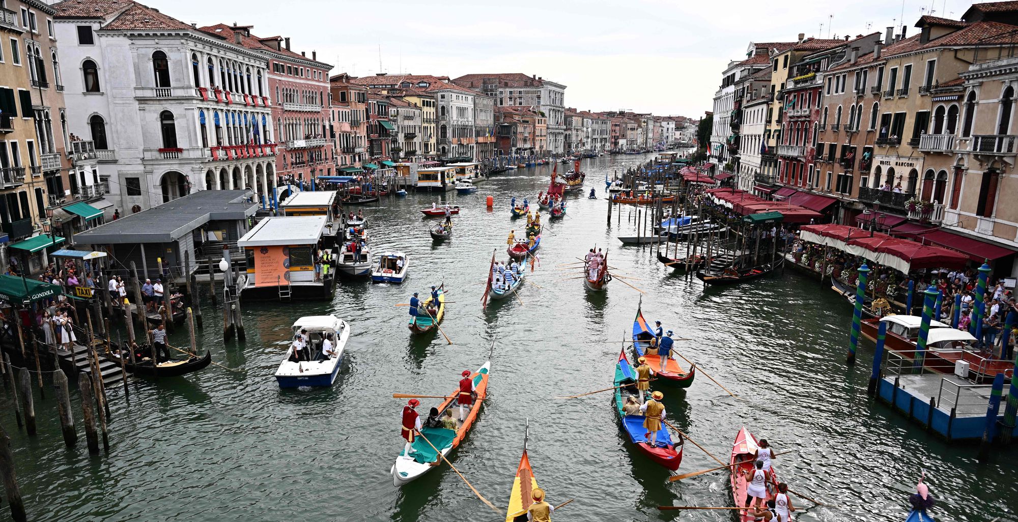 venice se thu phi tham quan de han che bot du khach hinh 2