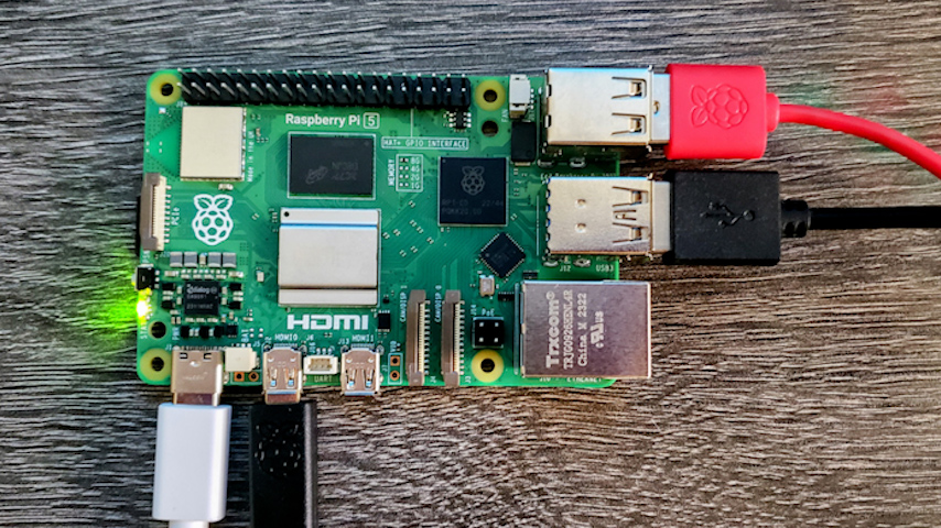 can canh raspberry pi 5 hinh 2