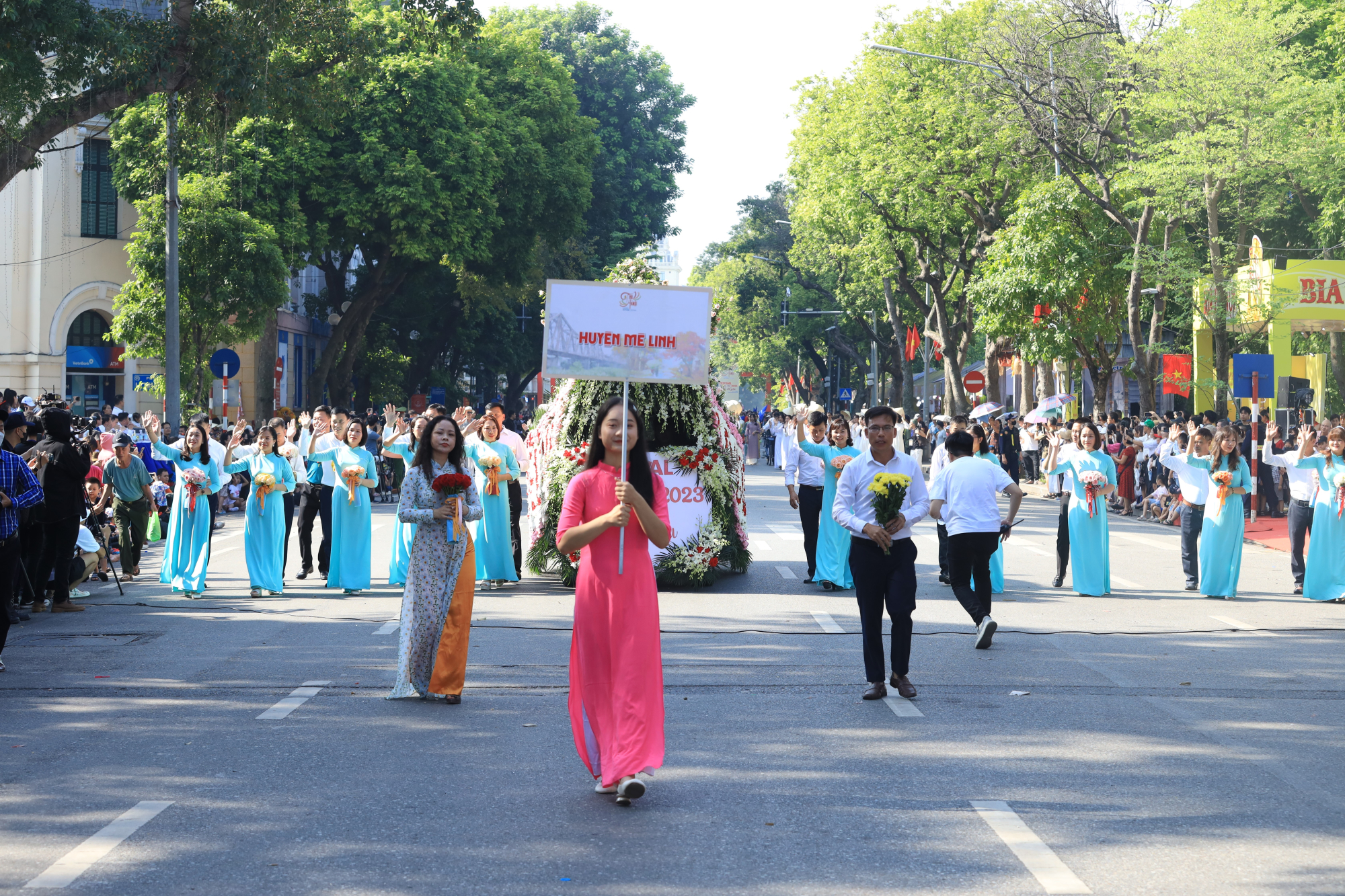 tung bung su kien carnaval thu ha noi nam 2023 hinh 14