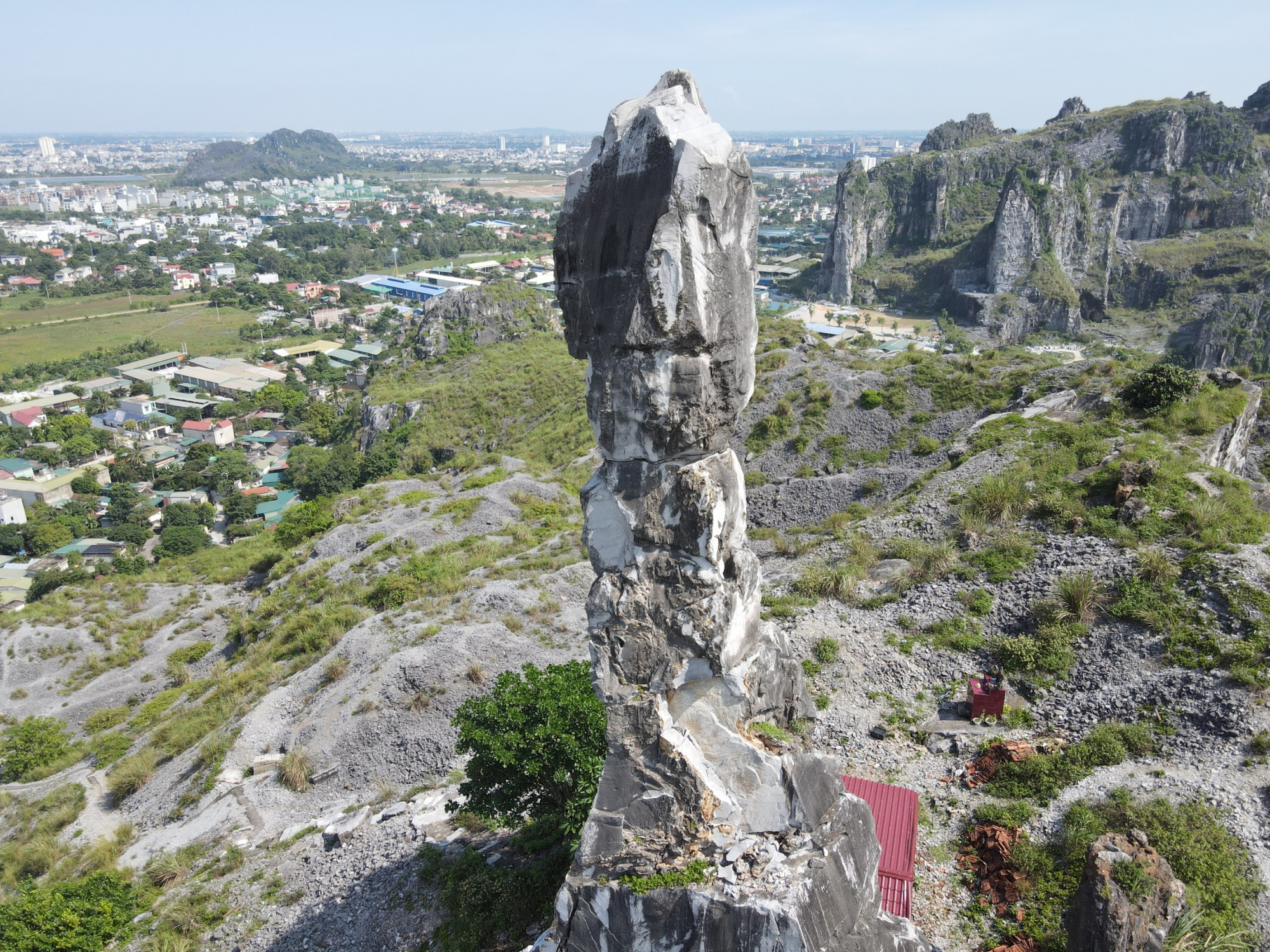 bao dong tinh trang xuong cap di tich hon vong phu hinh 2