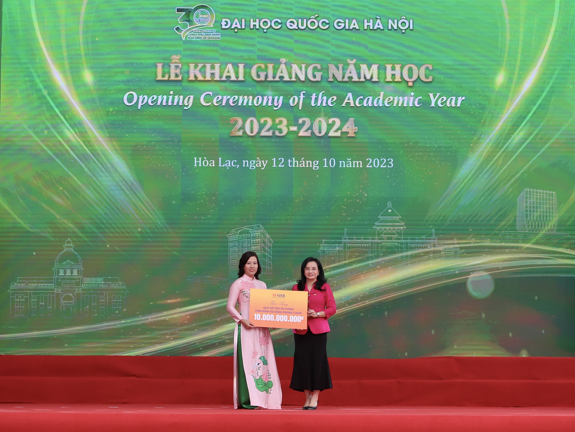 shb tang cuong dong hanh ho tro sinh vien dai hoc quoc gia ha noi hinh 1