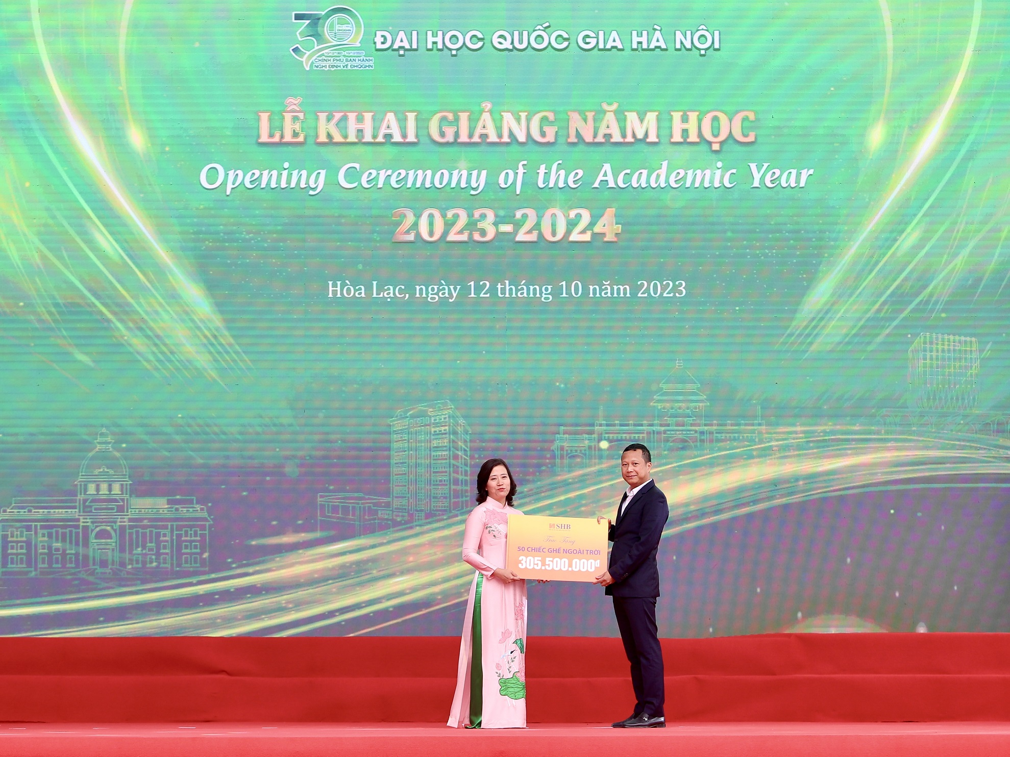 shb tang cuong dong hanh ho tro sinh vien dai hoc quoc gia ha noi hinh 3