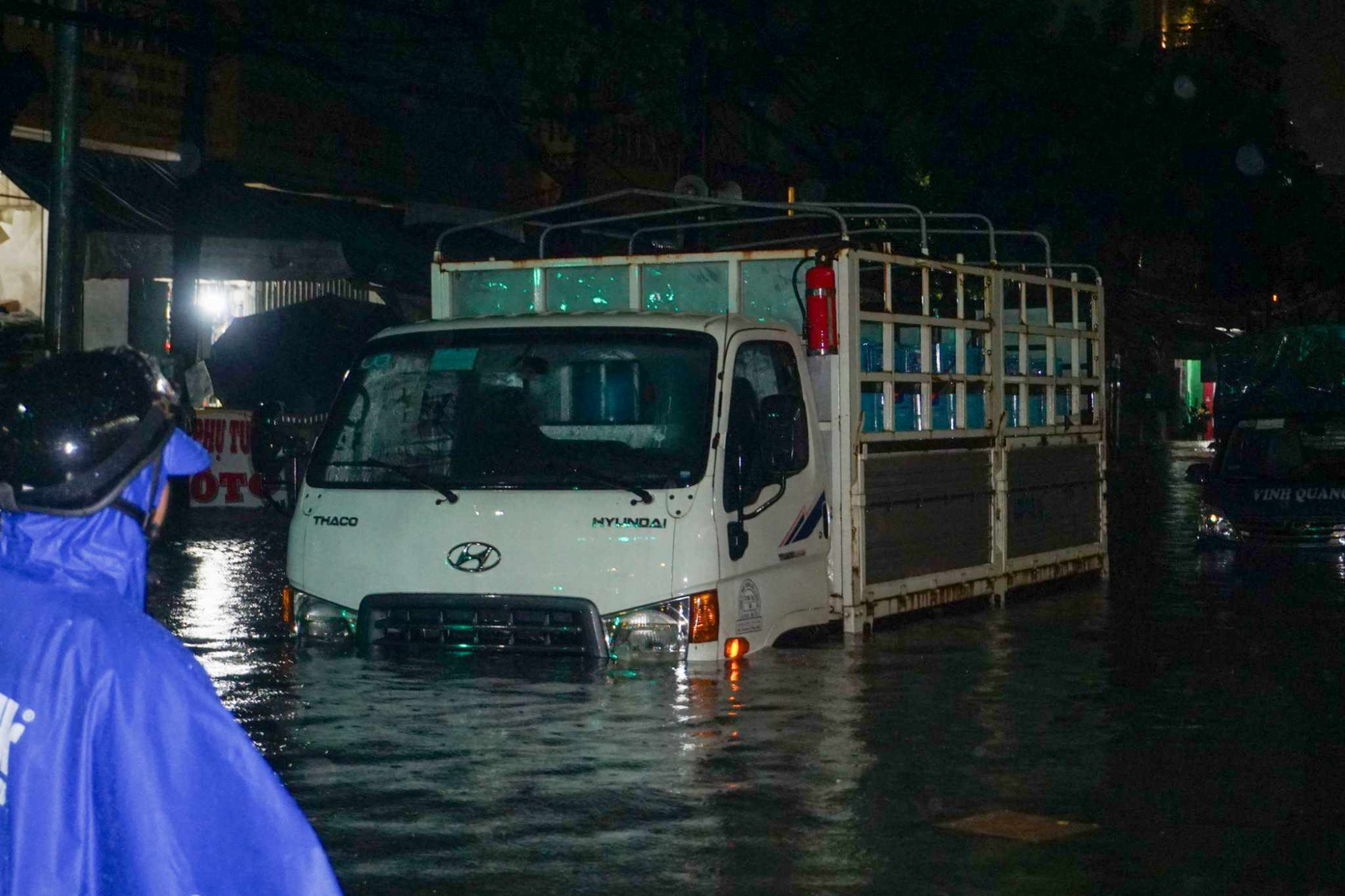 da nang nang muc canh bao tong luc so tan nguoi dan de doi pho voi dem ngap thu 2 hinh 4