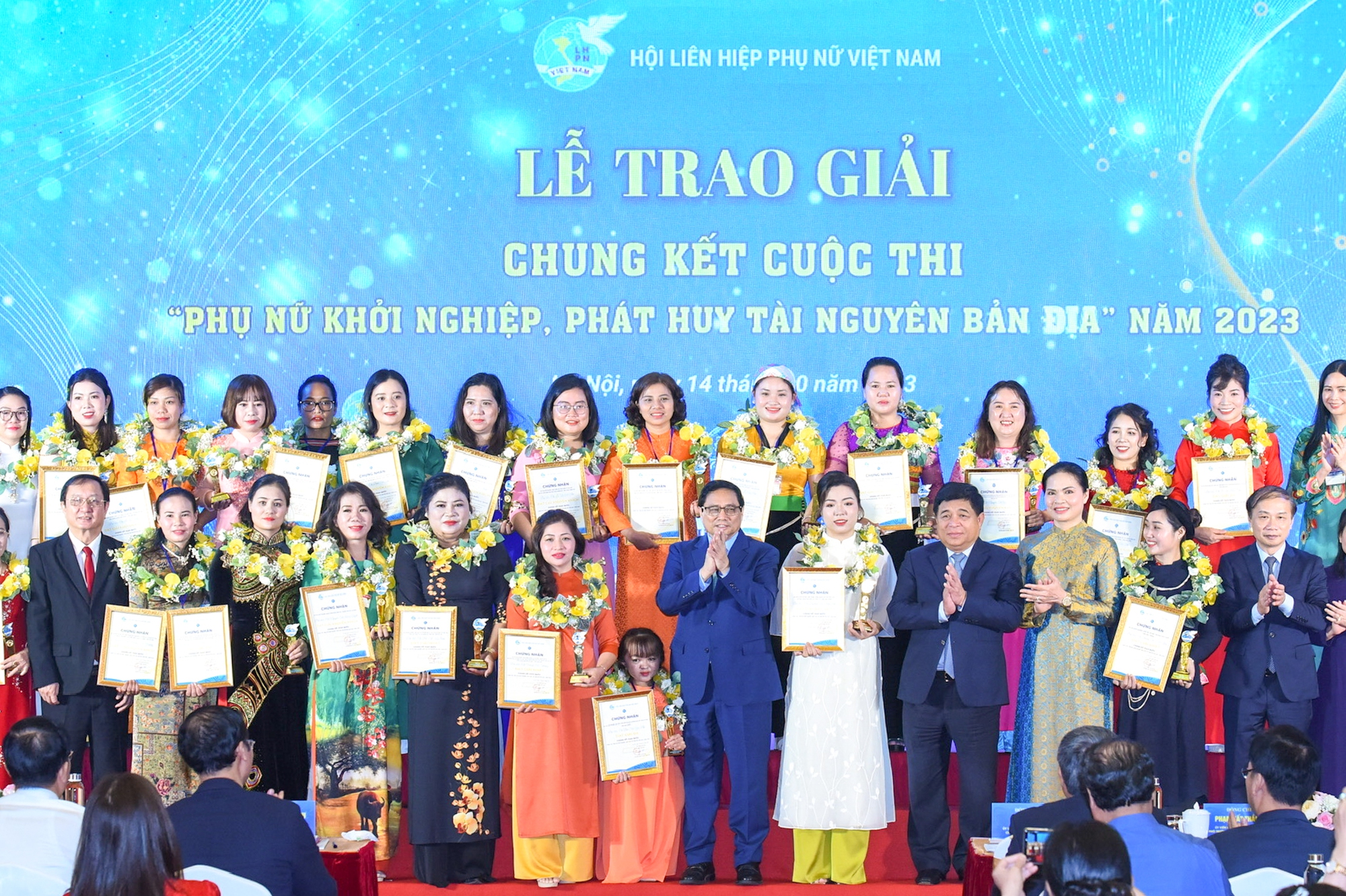 no luc cua phu nu chung minh mot tinh than khoi nghiep manh liet va khat vong vuon len trong cuoc song hinh 4